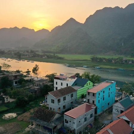 Riverview Home Phong Nha Bagian luar foto